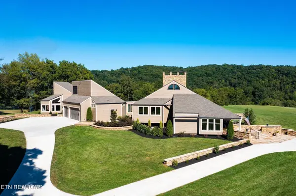 651 Cliff Top Rd, Blaine, TN 37709
