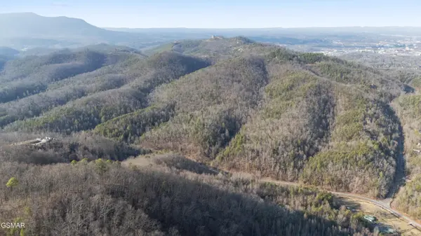 1145 Little Cove, Sevierville, TN 37862