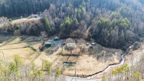 1145 Little Cove Rd, Sevierville, TN 37862