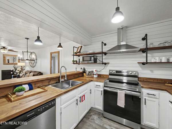 616 Turkey Nest Rd #313, Gatlinburg, TN 37738