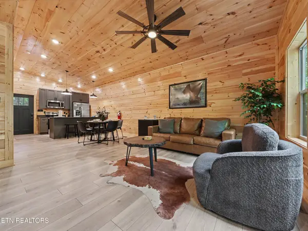 24072412 Ridgehigh Pass, Sevierville, TN 37876
