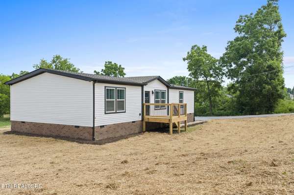 3219 Sweetwater Vonore Rd, Sweetwater, TN 37874