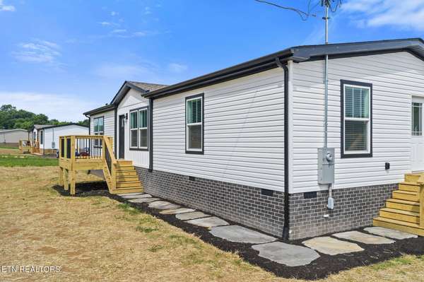 3213 Sweetwater Vonore Rd, Sweetwater, TN 37874