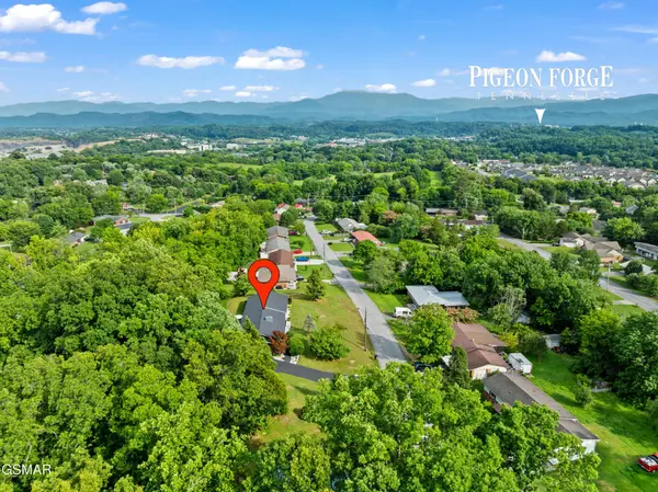 1103 Mayors Drive, Sevierville, TN 37862