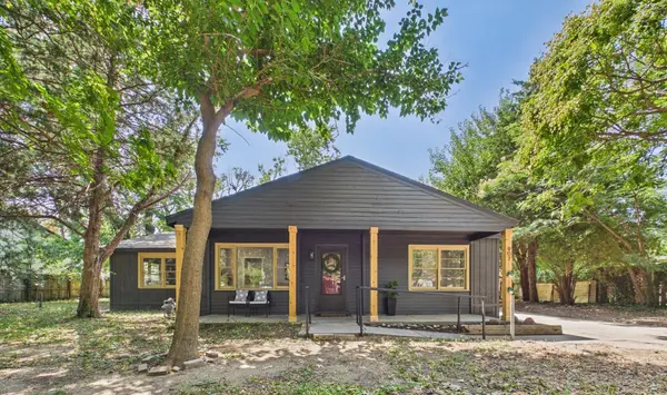 907 N Flora St, Wichita, KS 67212