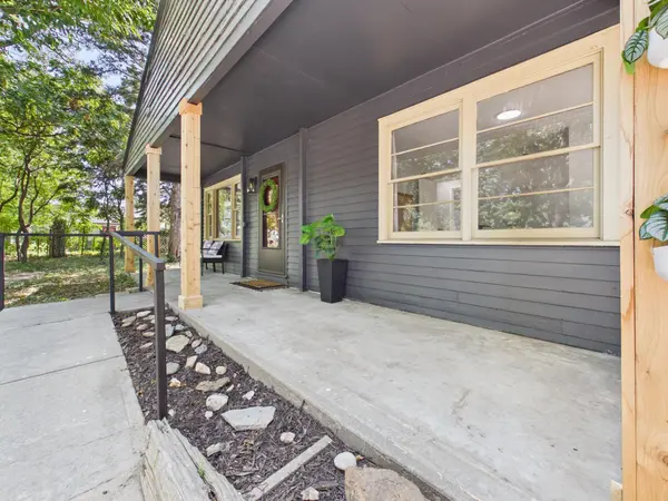 907 N Flora St, Wichita, KS 67212