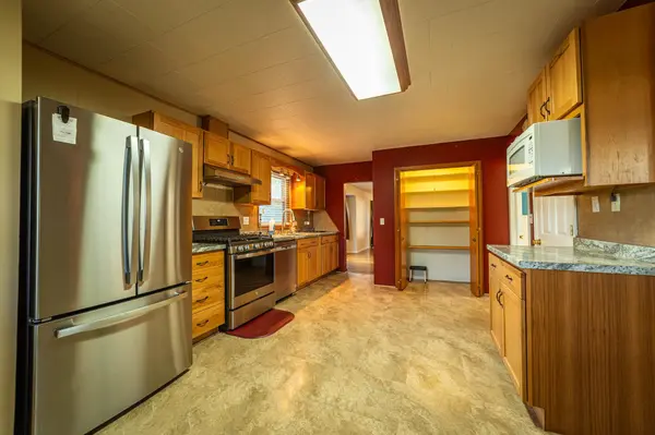714 E 6th st, Concordia, KS 66901