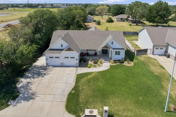 1013 S Shira, Haysville, KS 67060
