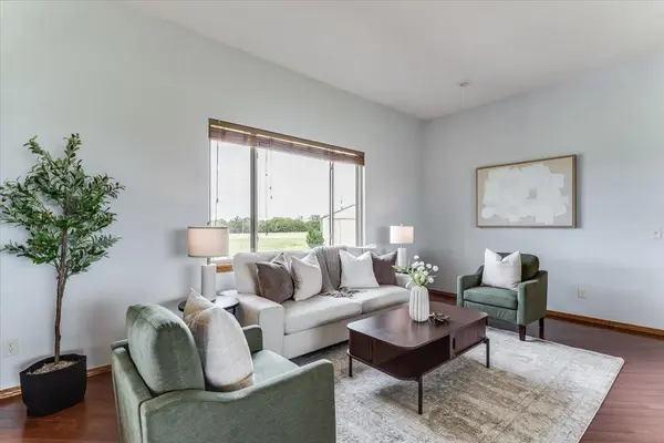 8015 S Butterfly Ct, Clearwater, KS 67026-8572
