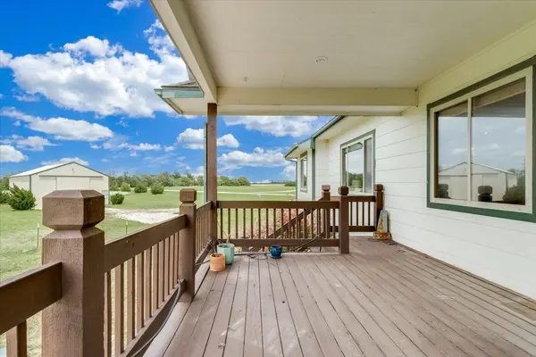 8015 S Butterfly Ct, Clearwater, KS 67026-8572