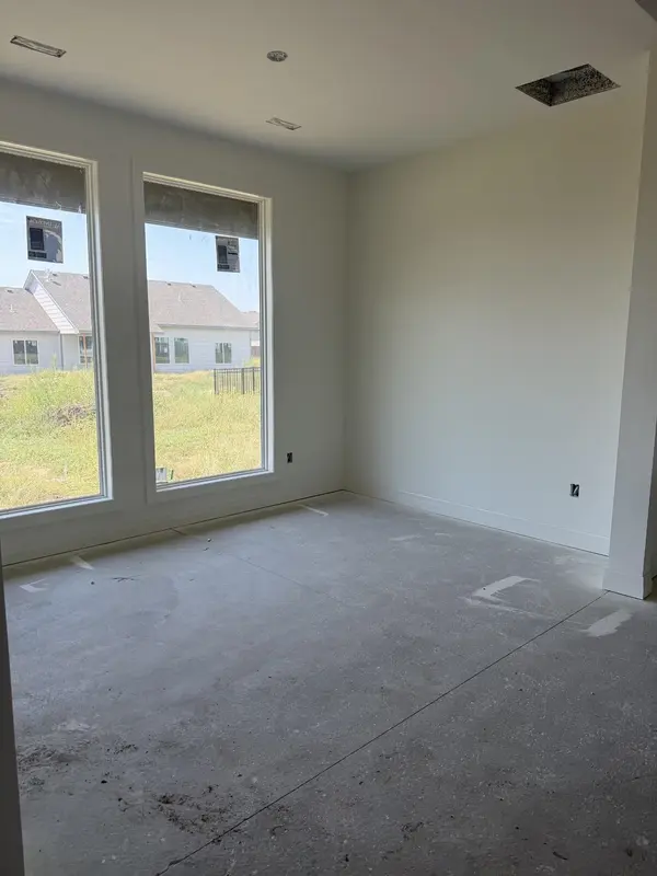 12075 E Shadowridge St, Wichita, KS 67226