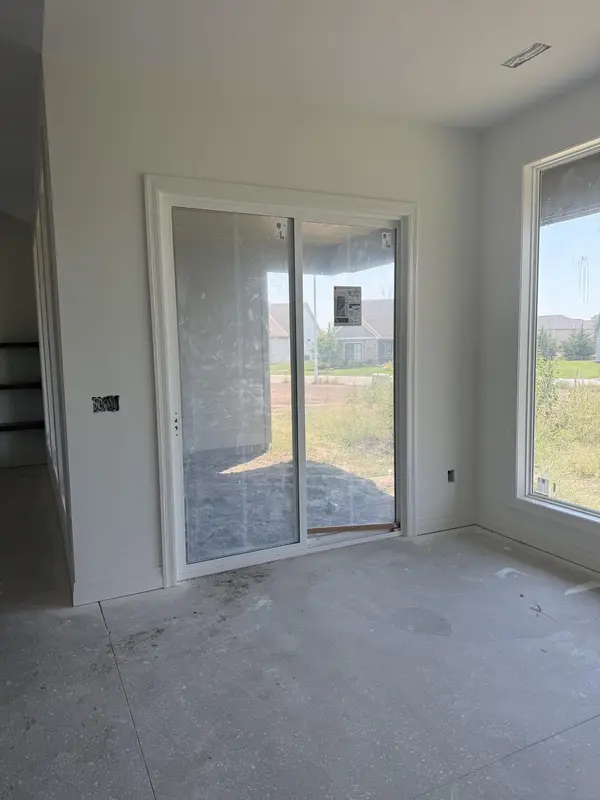 12075 E Shadowridge St, Wichita, KS 67226