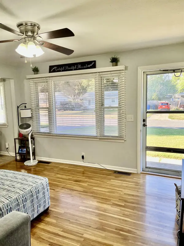 419 SW 5th, Haysville, KS 67060