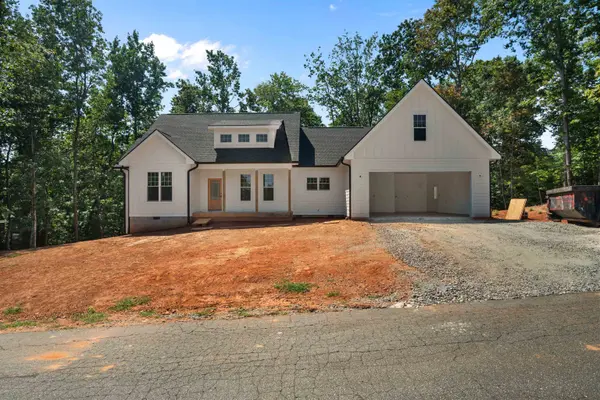 436 Dublin LN, Columbus, NC 28722