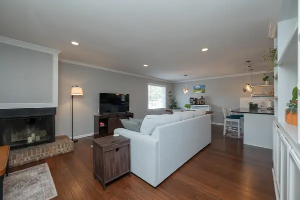 10 Meadowview DR, Taylors, SC 29687