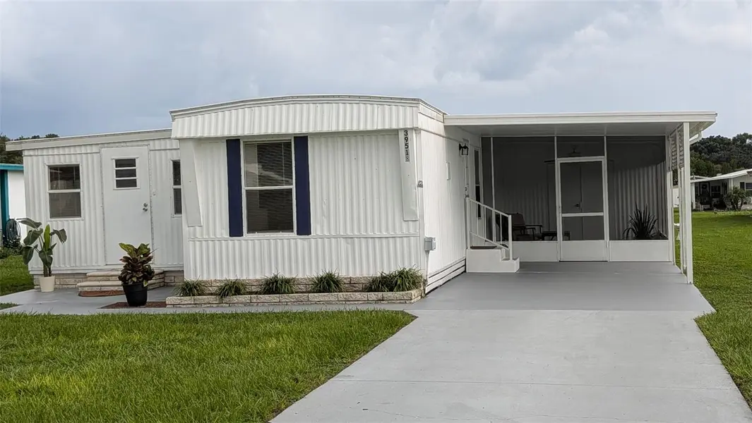 39518 STERLING DR, Zephyrhills, FL 33542