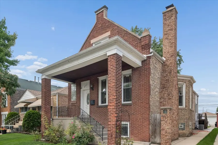 6437 W 26th ST, Berwyn, IL 60402