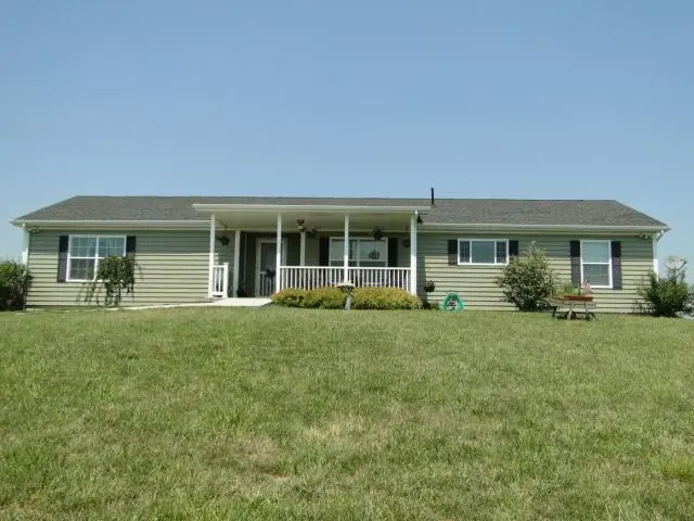 2061 SE Patton RD, Maysville, MO 64469