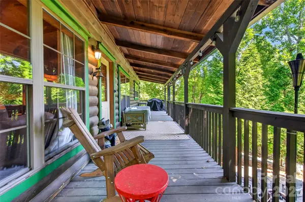 898 Morgan Hill RD, Black Mountain, NC 28711