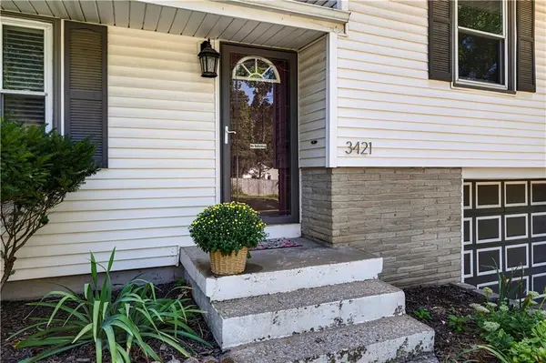 3421 N Chelsea AVE, Kansas City, MO 64117