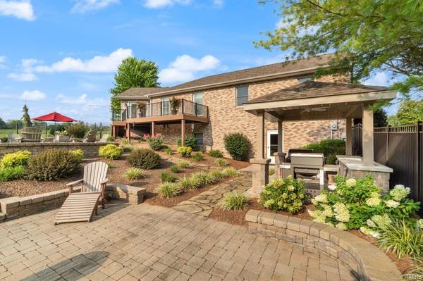 575 N Weisheit DR, Jasper, IN 47546