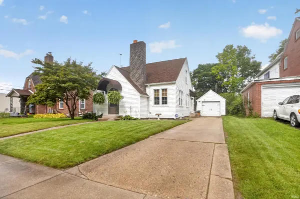 1563 Poplar ST, Huntington, IN 46750