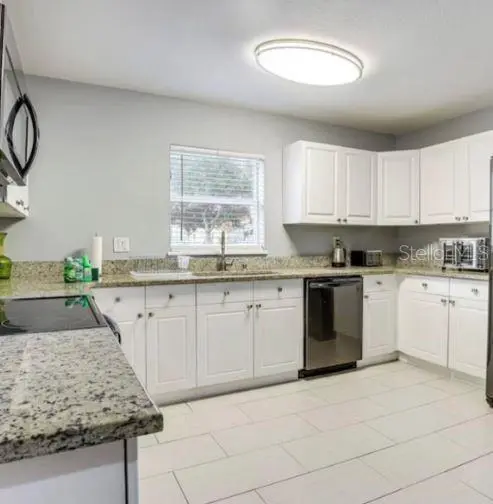 2704 CLUB CORTILE CIR, Kissimmee, FL 34746