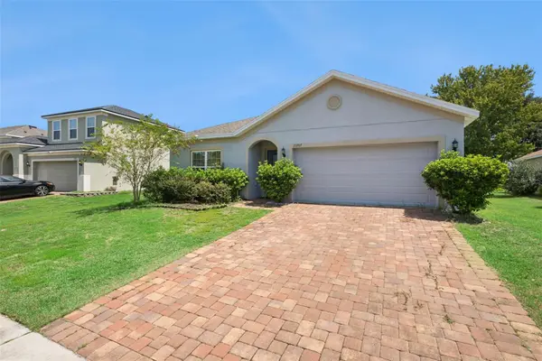 23707 COMPANERO DR, Sorrento, FL 32776