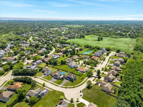 230 English LN, Winthrop Harbor, IL 60096