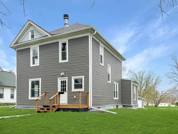 614 1st ST, Traer, IA 50675
