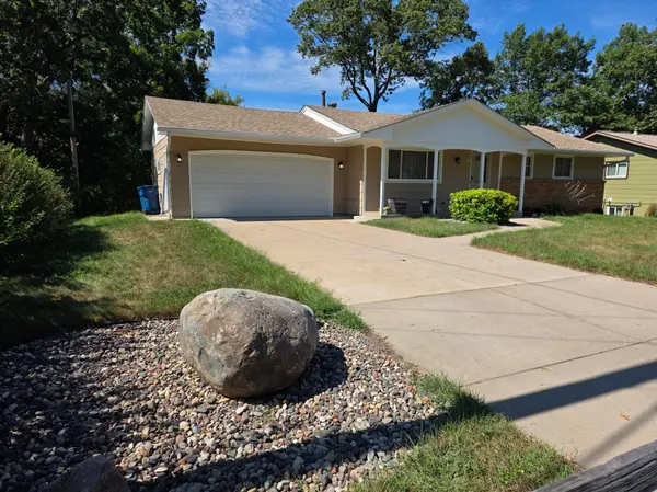 10 W Golden Lake RD, Circle Pines, MN 55014