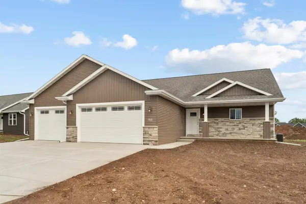 W7032 JACLYN LN, Greenville, WI 54942