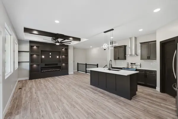 5021 S Osage Cir, Wichita, KS 67217