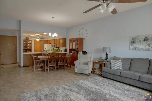 3440 SW Belle AVE, Topeka, KS 66614
