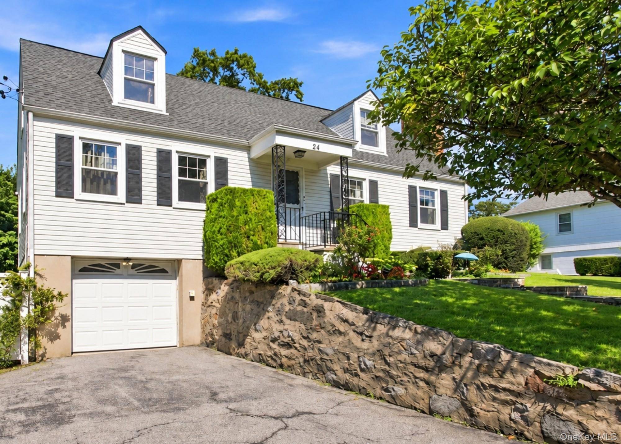 24 Avondale RD, Harrison, NY 10528