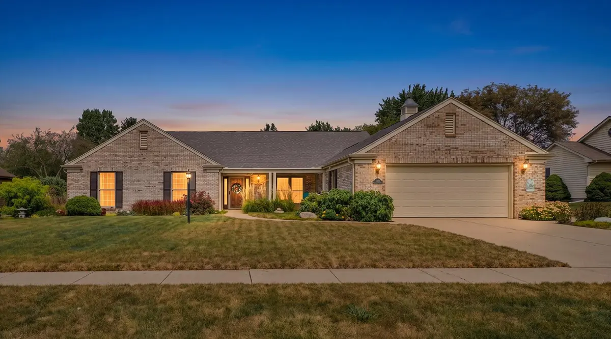 1308 Weathervane DR, Champaign, IL 61821