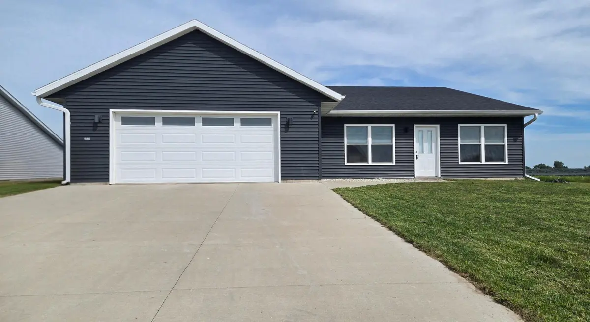 1943 Brownell ST, Saint Charles, MN 55972
