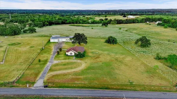 972 County Road 335, Rockdale, TX 76567