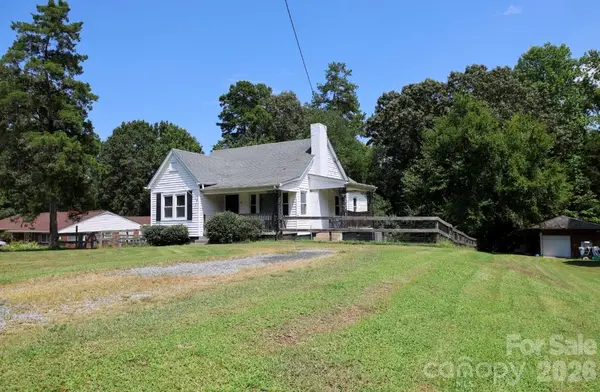 370 Belvedere DR NW, Concord, NC 28027