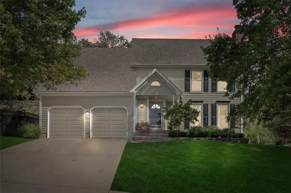 6741 CLAIRBORNE RD, Shawnee, KS 66217