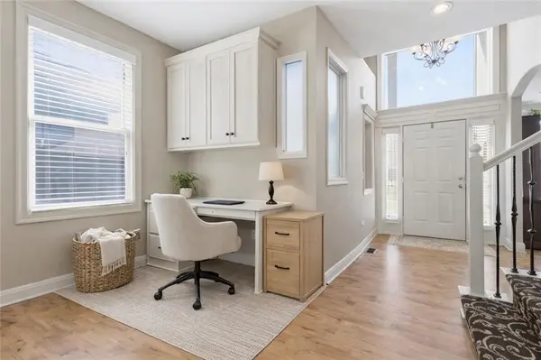 15917 Ballentine ST, Overland Park, KS 66221