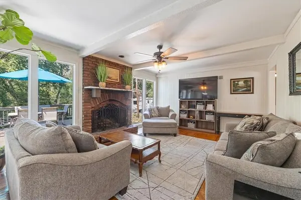 1308 E 97 TER, Kansas City, MO 64131