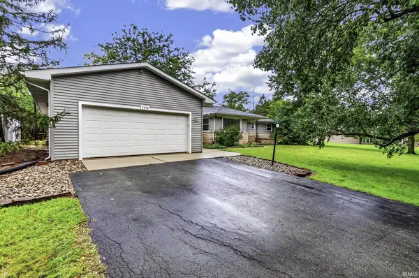2434 N Spruce DR, Bluffton, IN 46714-9265