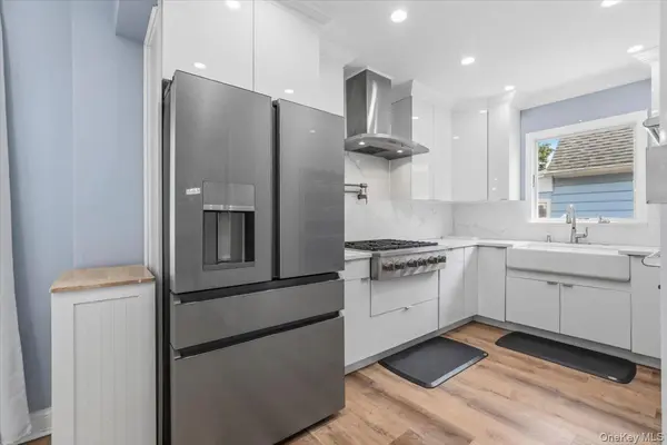 995 Kings Pkwy, Baldwin, NY 11510