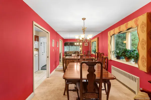 85 Woodlawn AVE, Valley Stream, NY 11581