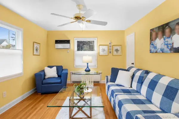 85 Woodlawn AVE, Valley Stream, NY 11581