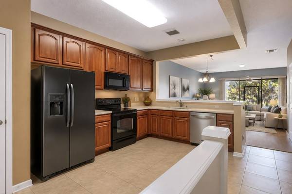 6206 CASTELVEN DR #104, Orlando, FL 32835