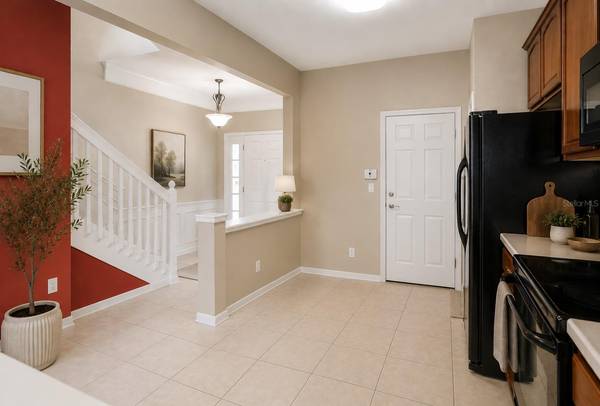 6206 CASTELVEN DR #104, Orlando, FL 32835