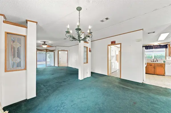 3215 WEKIVA RD, Tavares, FL 32778