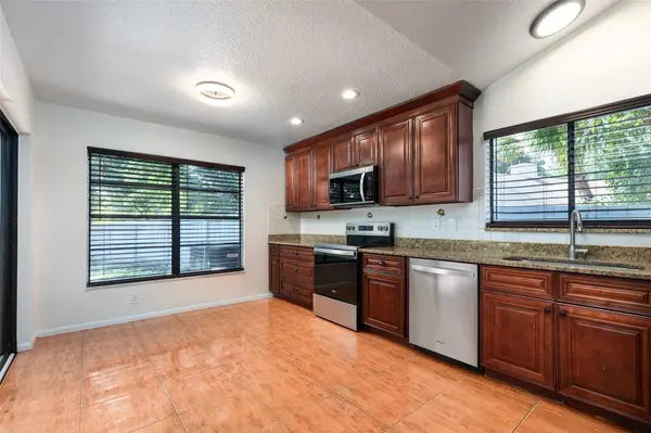 2965 GOLDEN ROCK DR, Orlando, FL 32818